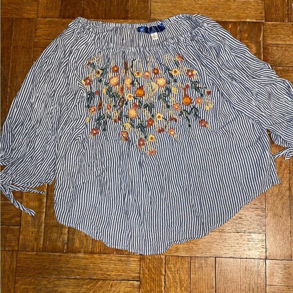 Spring casual blouse